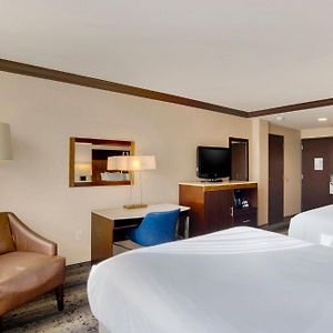 Standard Queen Room Two Queen Beds